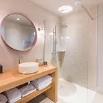 Clos Castel Hotel