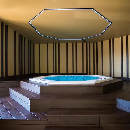 Clos Castel 4* Casteljaloux