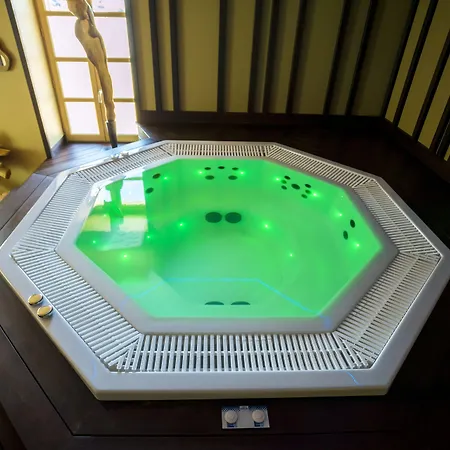 Szálloda Clos Castel 4*