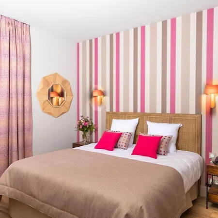 Clos Castel Hotell 4*