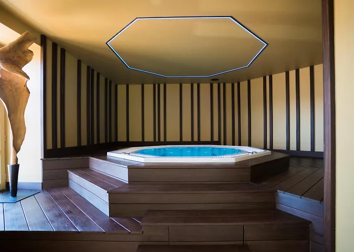 Clos Castel 4* Casteljaloux