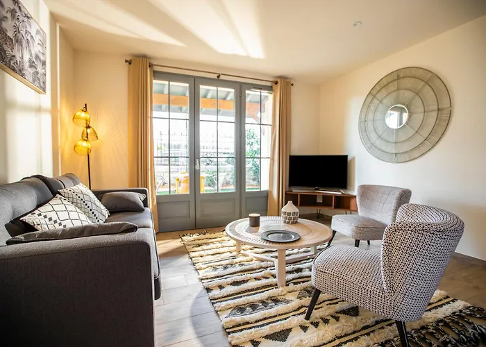 Clos Castel 4* Casteljaloux