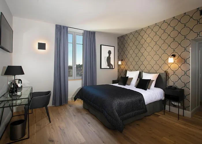 Hotel Clos Castel 4*